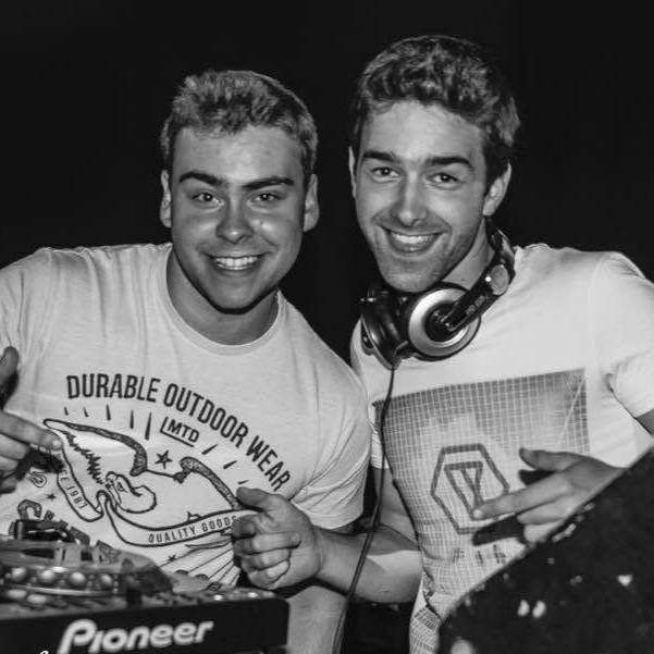 Portretfoto Remastered2DJ's